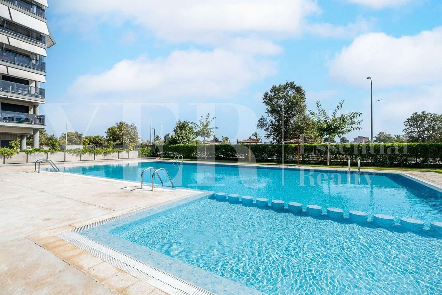 3 chambre Appartement à vendre à Alicante ville avec piscine garage - 565 000 € (Ref: 9956672)