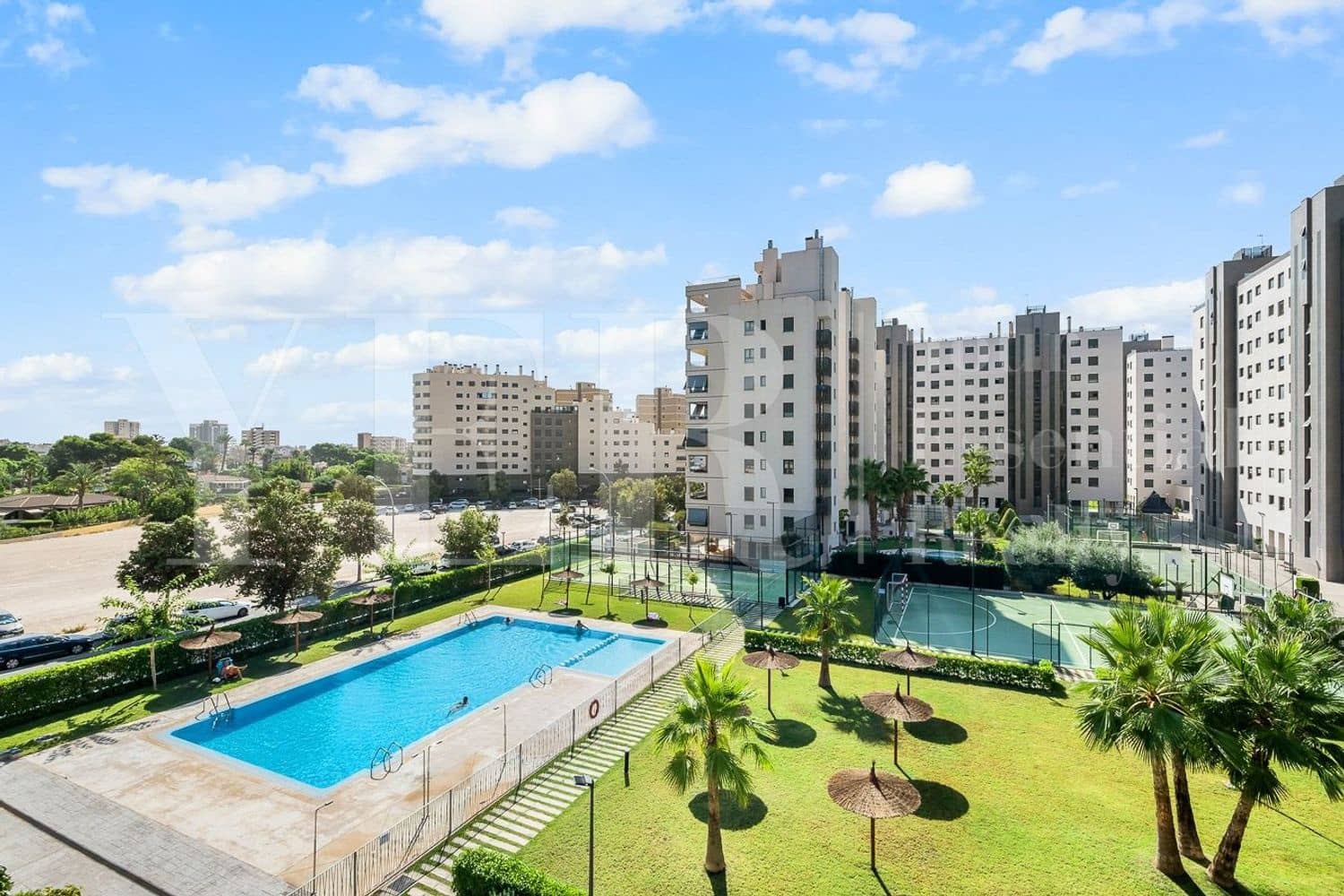 3 chambre Appartement à vendre à Alicante ville avec piscine garage - 565 000 € (Ref: 9956672)