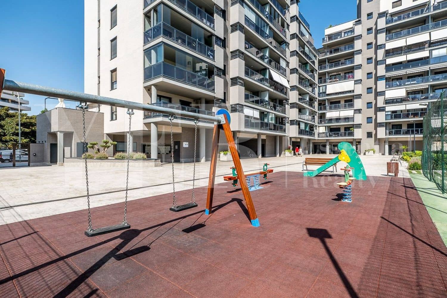 3 chambre Appartement à vendre à Alicante ville avec piscine garage - 565 000 € (Ref: 9956672)