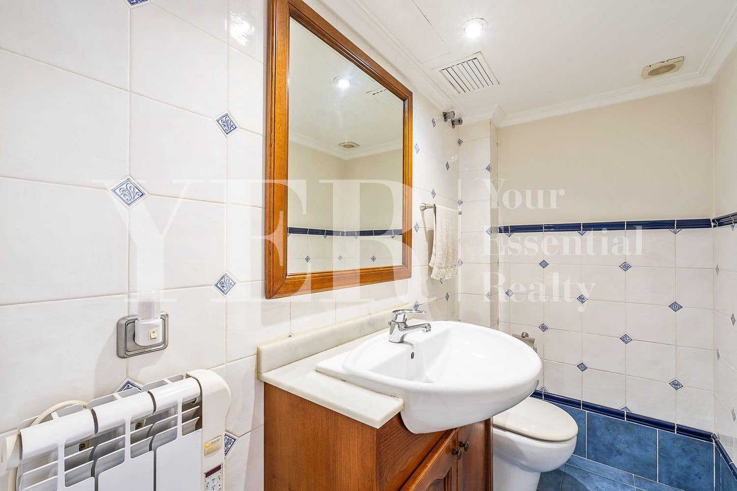 4 sovrum Hus till salu i Alicante stad med pool garage - 590 000 € (Ref: 9958980)