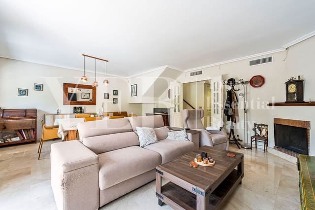 4 Zimmer Haus zu verkaufen in Albufereta, Alicante / Alacant Stadt mit Pool Garage - 590.000 € (Ref: 9958980)