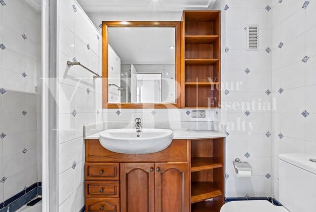 4 Zimmer Haus zu verkaufen in Albufereta, Alicante / Alacant Stadt mit Pool Garage - 590.000 € (Ref: 9958980)