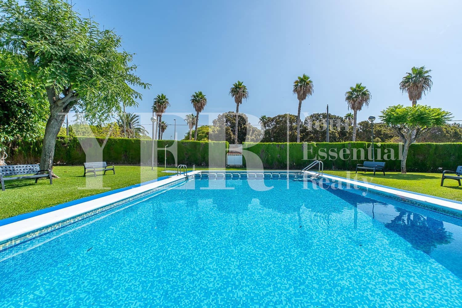 4 sovrum Hus till salu i Alicante stad med pool garage - 590 000 € (Ref: 9958980)