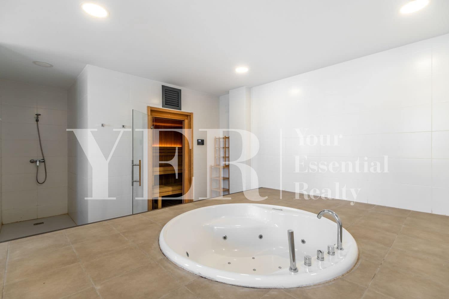 Apartamento de 3 habitaciones en Alicante / Alacant ciudad en venta con piscina garaje - 670.000 € (Ref: 9999526)