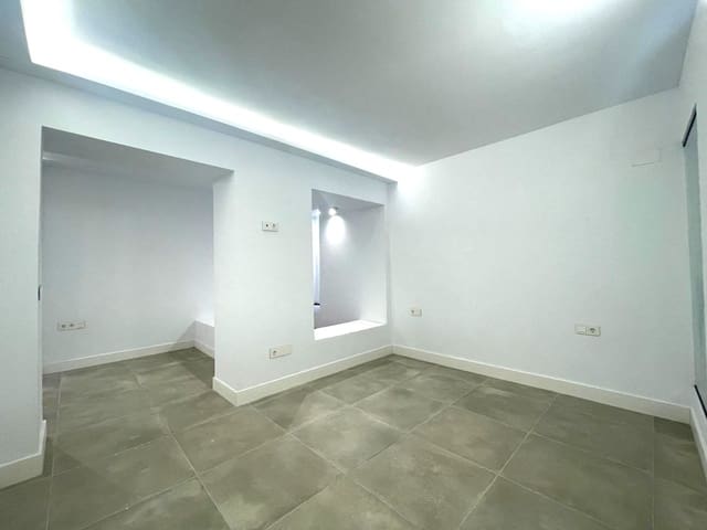 5 makuuhuone Kaupallinen vuokrattavana paikassa Las Mimosas, Santa Cruz de Tenerife - 2 000 € (Ref: 8807399)