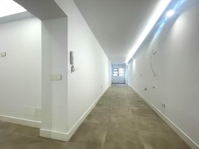 5 makuuhuone Kaupallinen vuokrattavana paikassa Las Mimosas, Santa Cruz de Tenerife - 2 000 € (Ref: 8807399)