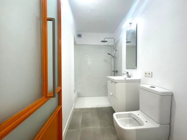 5 makuuhuone Kaupallinen vuokrattavana paikassa Las Mimosas, Santa Cruz de Tenerife - 2 000 € (Ref: 8807399)