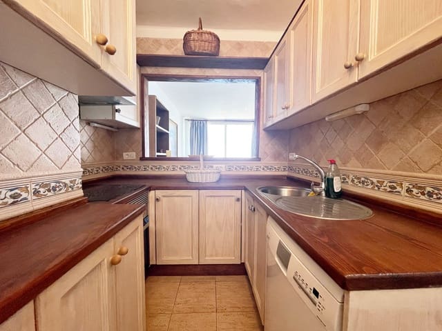 1 bedroom Apartment for rent in Puerto de la Cruz - € 1,000 (Ref: 9000327)