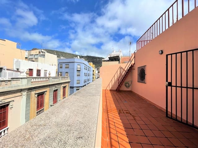5 Zimmer Villa zu verkaufen in Salamanca, Santa Cruz de Tenerife mit Garage - 450.000 € (Ref: 9072431)