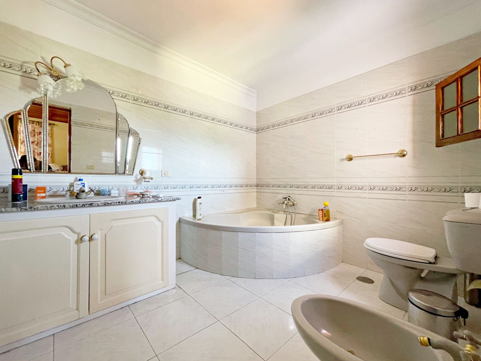 5 soveværelse Villa til salg i Los Llanos de Aridane med swimmingpool garage - € 860.000 (Ref: 9162812)