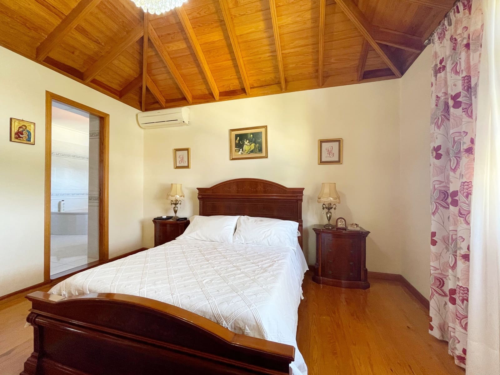 5 soveværelse Villa til salg i Los Llanos de Aridane med swimmingpool garage - € 860.000 (Ref: 9162812)