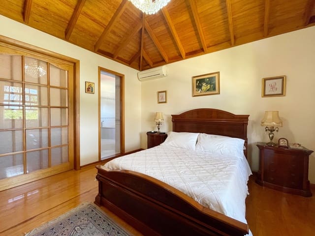 5 soveværelse Villa til salg i Los Llanos de Aridane med swimmingpool garage - € 860.000 (Ref: 9162812)