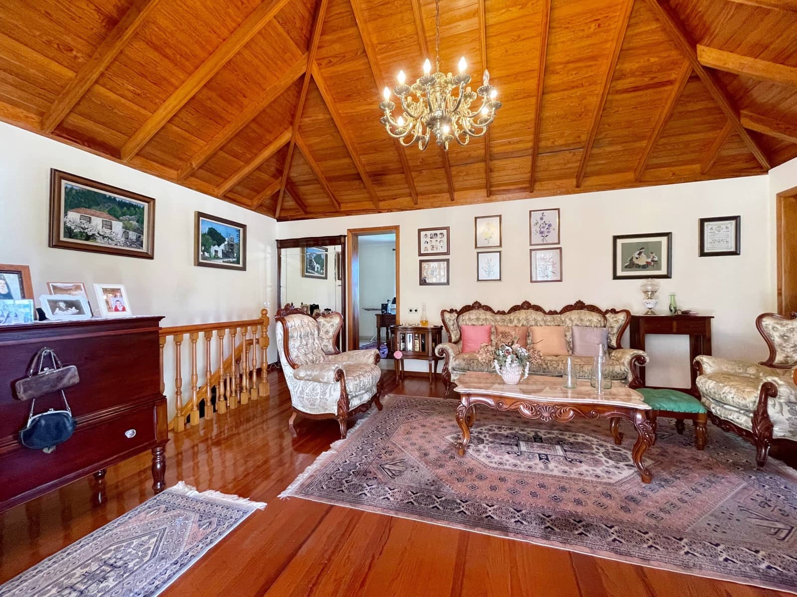 5 soveværelse Villa til salg i Los Llanos de Aridane med swimmingpool garage - € 860.000 (Ref: 9162812)