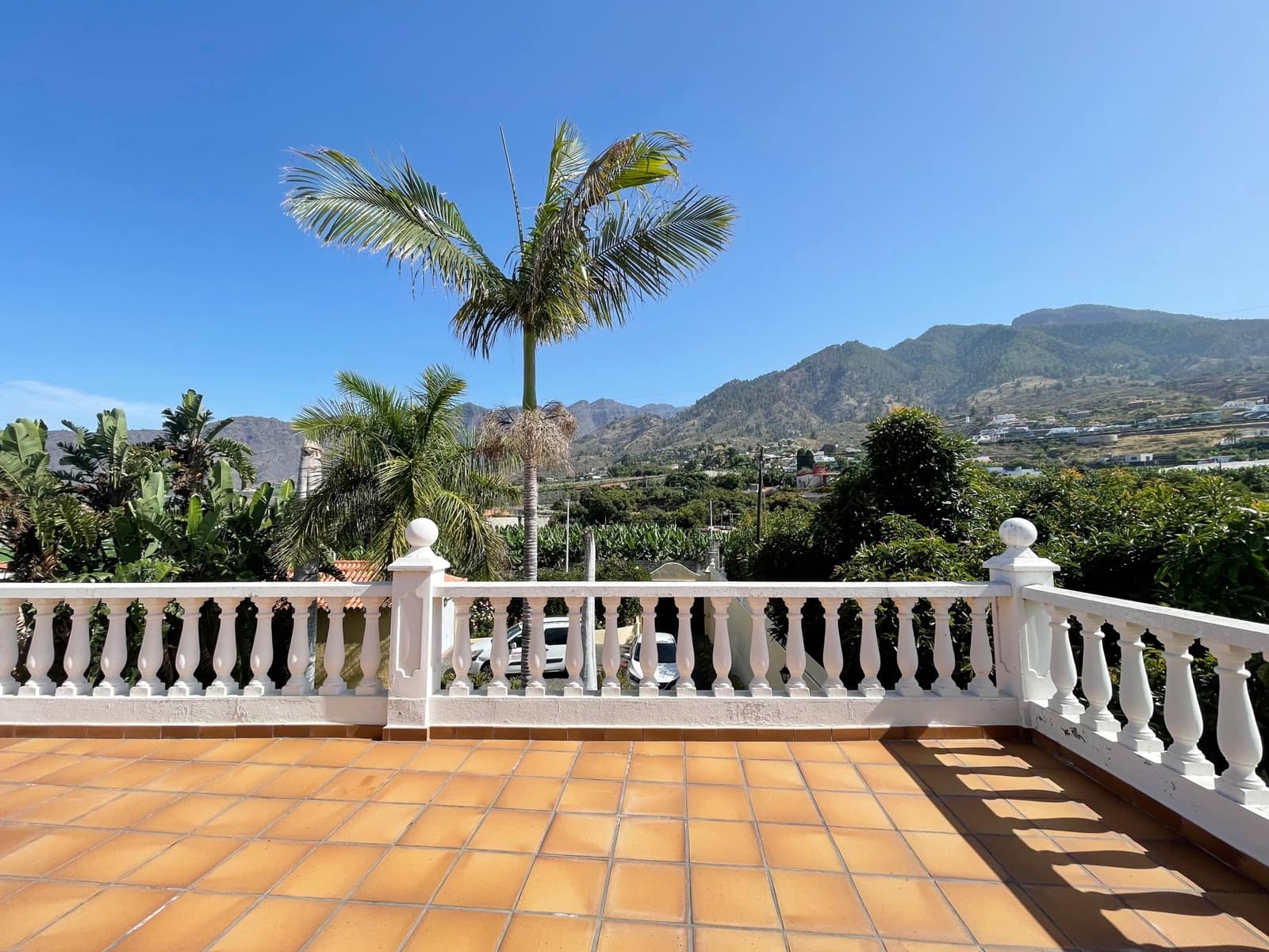 5 soveværelse Villa til salg i Los Llanos de Aridane med swimmingpool garage - € 860.000 (Ref: 9162812)