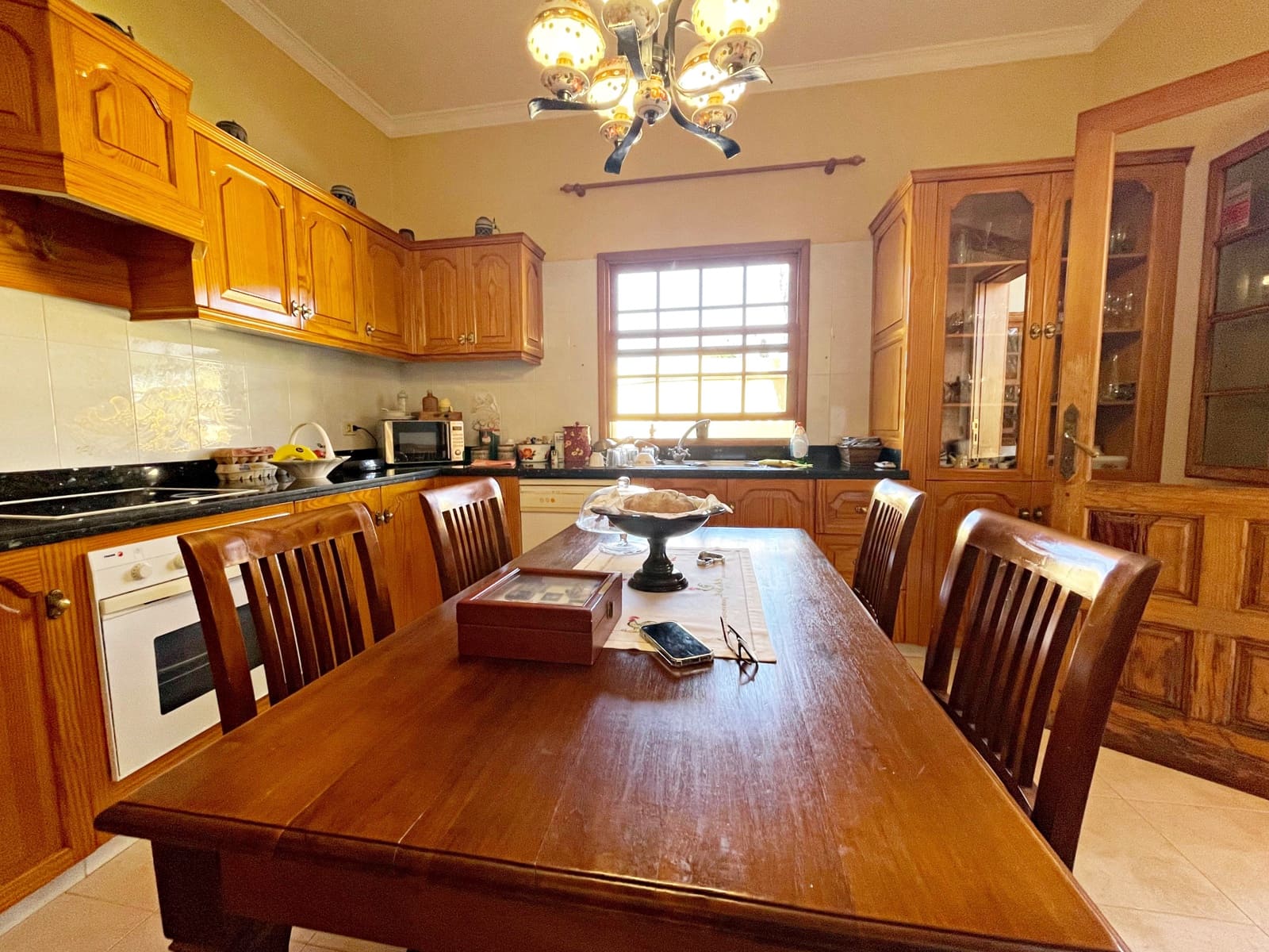 5 soveværelse Villa til salg i Los Llanos de Aridane med swimmingpool garage - € 860.000 (Ref: 9162812)