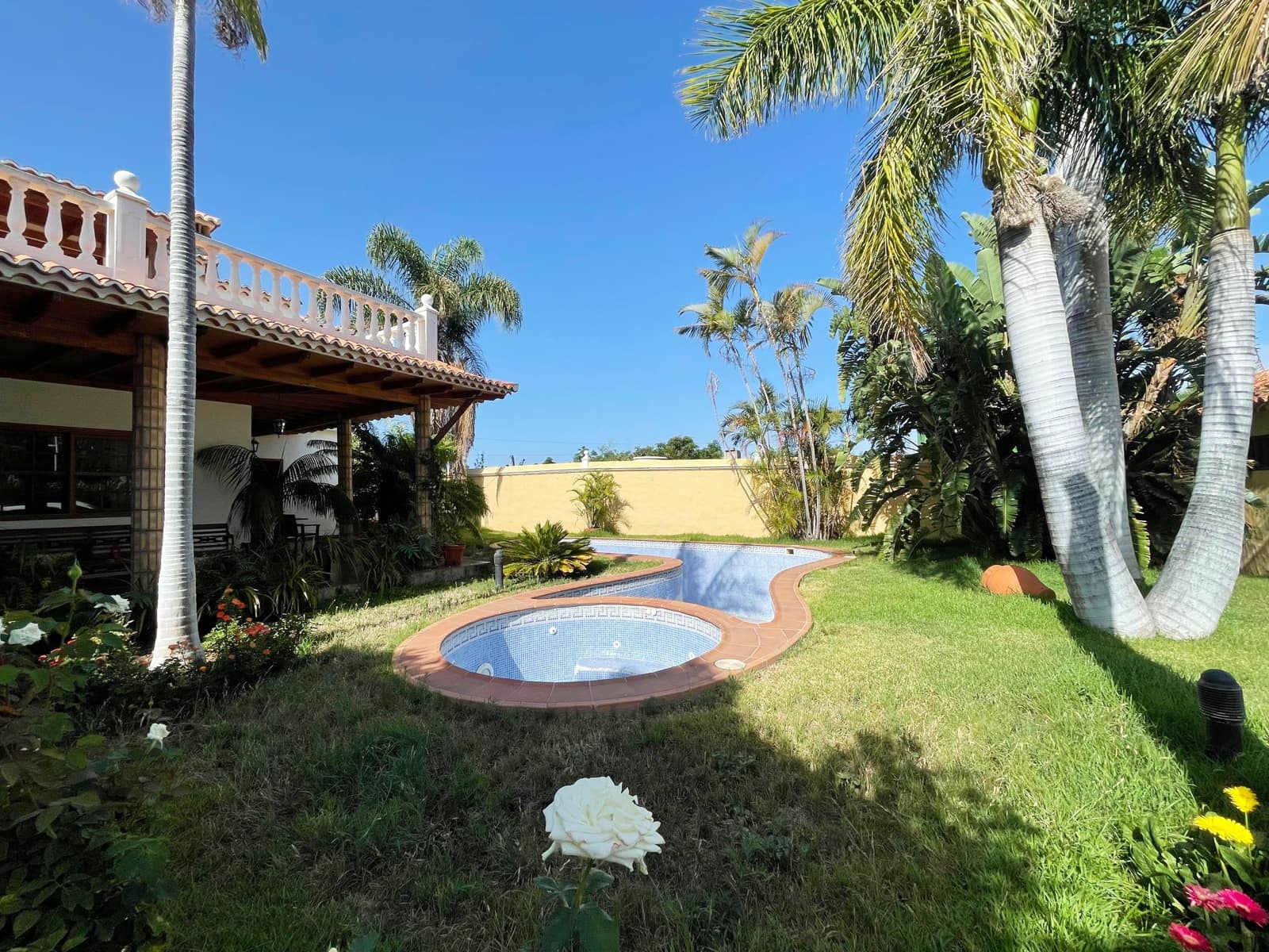 5 soveværelse Villa til salg i Los Llanos de Aridane med swimmingpool garage - € 860.000 (Ref: 9162812)