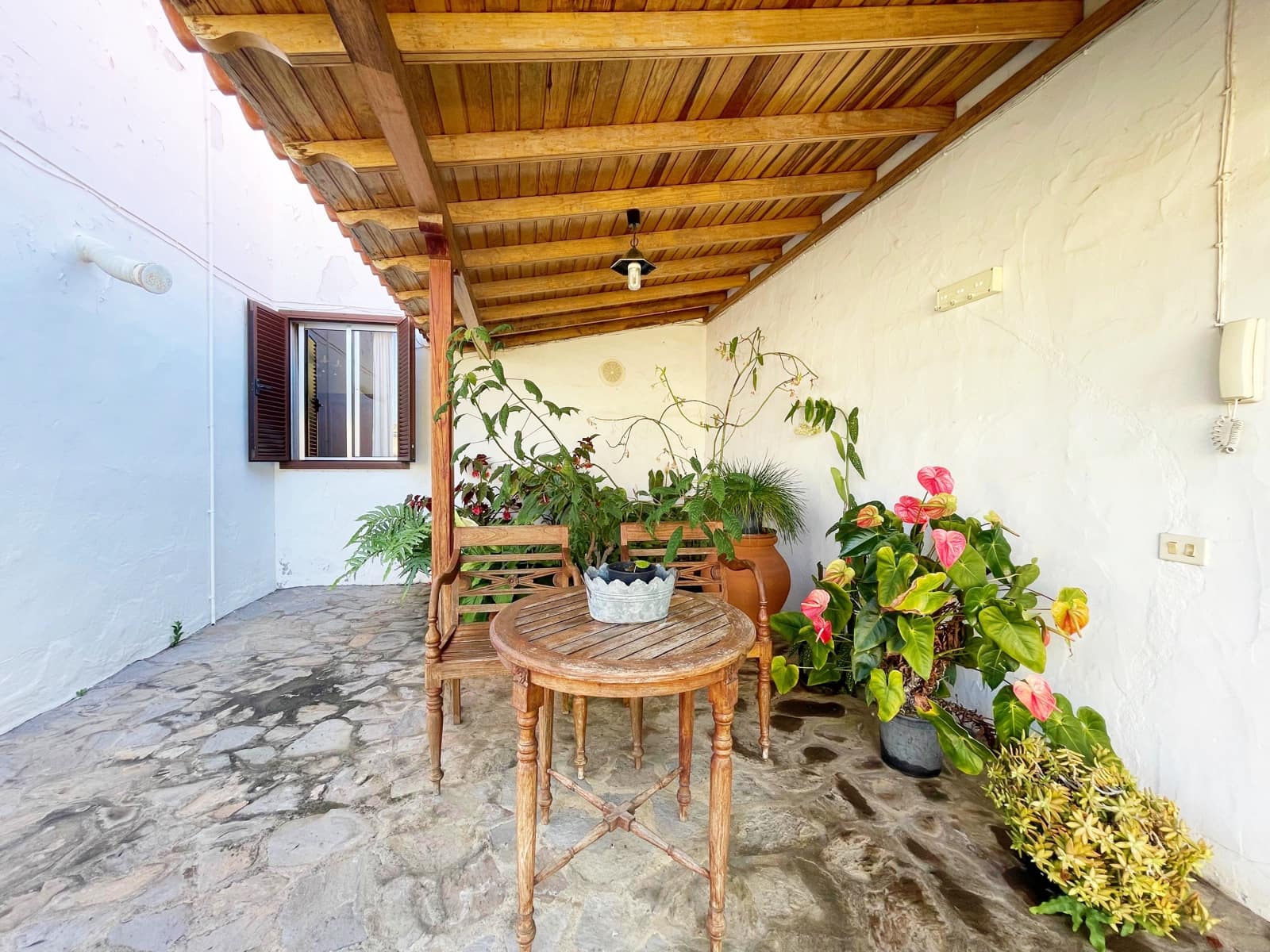 5 soveværelse Villa til salg i Los Llanos de Aridane med swimmingpool garage - € 860.000 (Ref: 9162812)