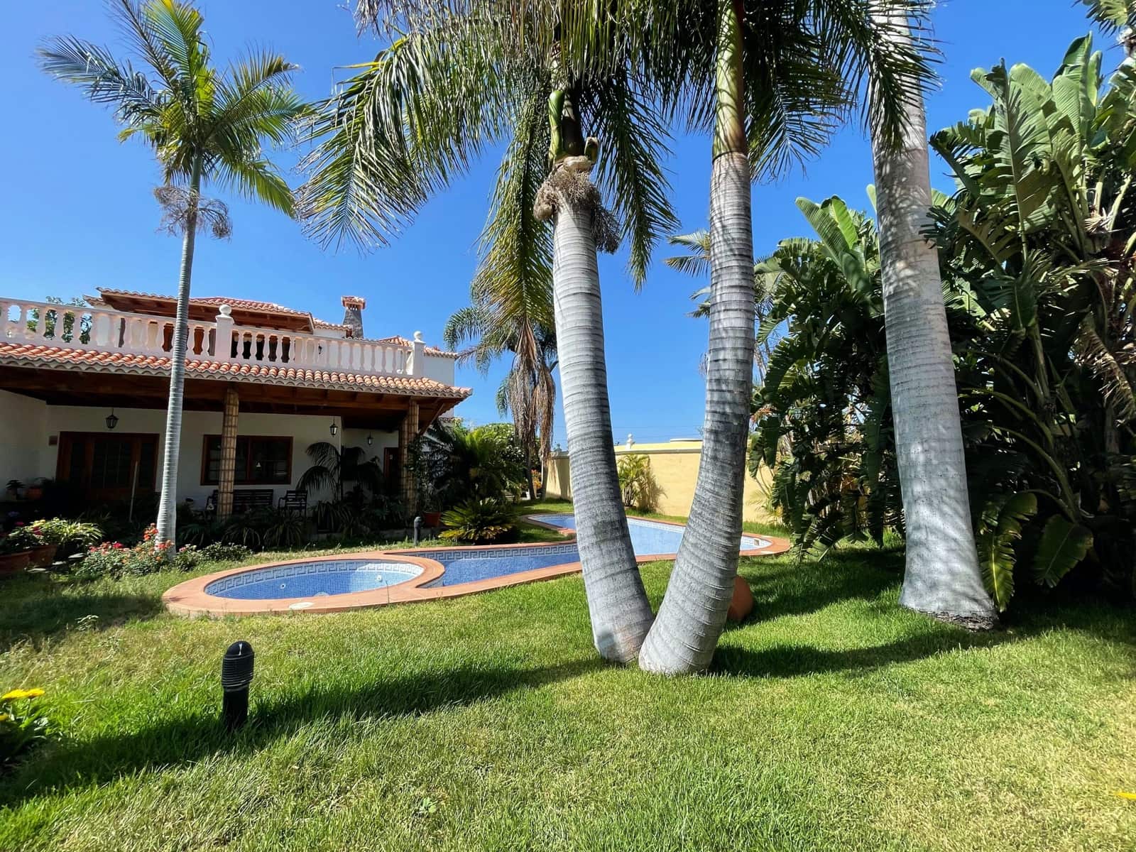 5 soveværelse Villa til salg i Los Llanos de Aridane med swimmingpool garage - € 860.000 (Ref: 9162812)