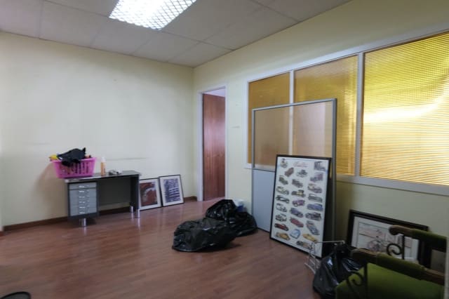 Piso de 5 habitaciones en Buenavista, Santa Cruz de Tenerife en venta - 315.000 € (Ref: 9756404)