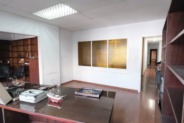 Piso de 5 habitaciones en Buenavista, Santa Cruz de Tenerife en venta - 315.000 € (Ref: 9756404)