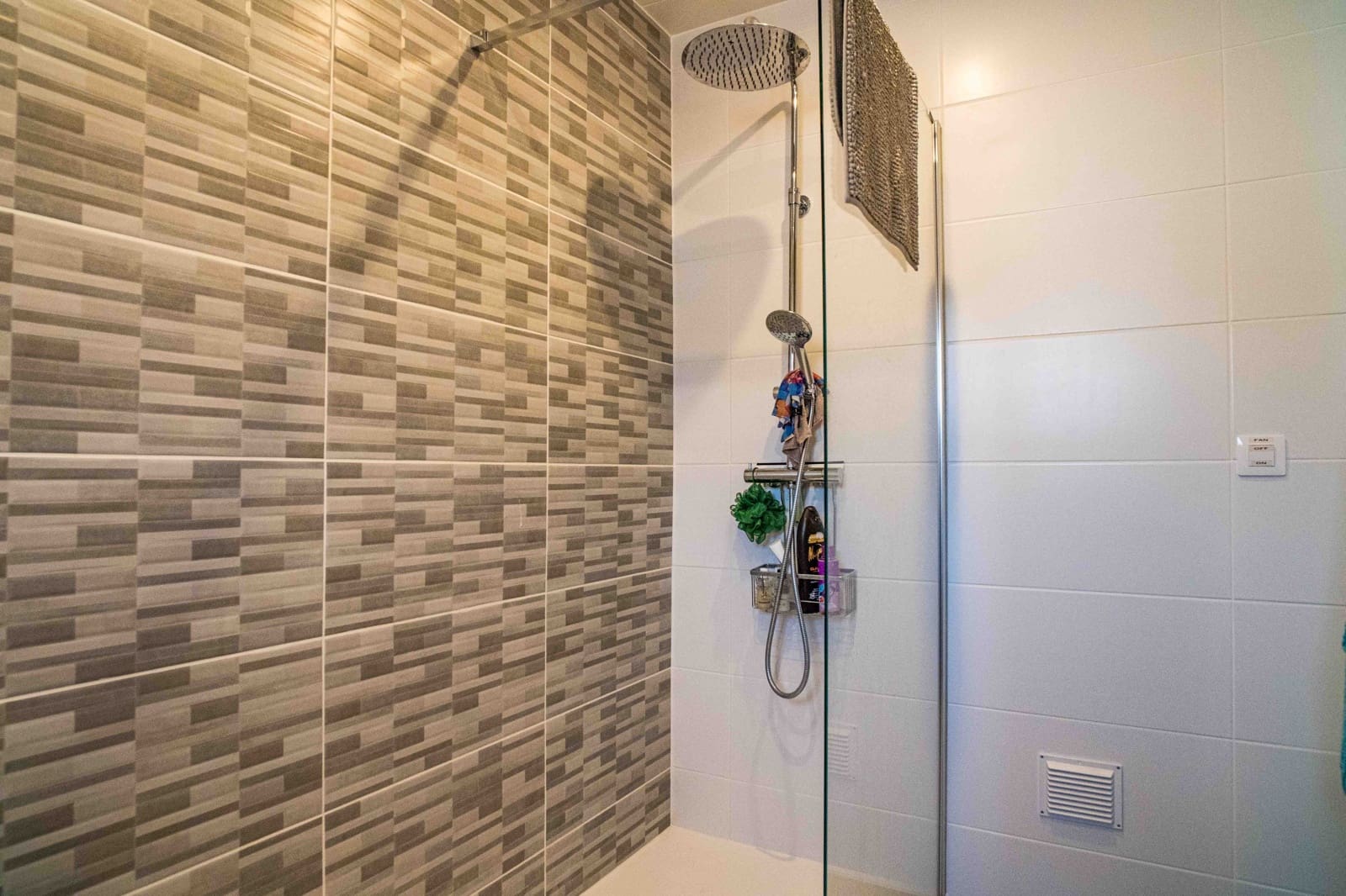 5 sypialnia Finka/Dom wiejski na sprzedaż w Pinoso z basenem garażem - 578 000 € (Ref: 10012358)