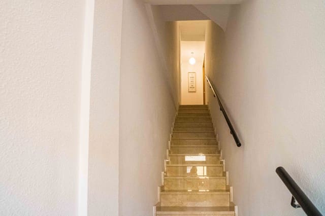 3 quarto Moradia para venda em Pinoso com garagem - 239 000 € (Ref: 10019677)