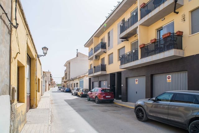 3 quarto Moradia para venda em Pinoso com garagem - 239 000 € (Ref: 10019677)