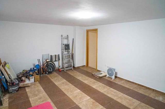 3 quarto Moradia para venda em Pinoso com garagem - 239 000 € (Ref: 10019677)