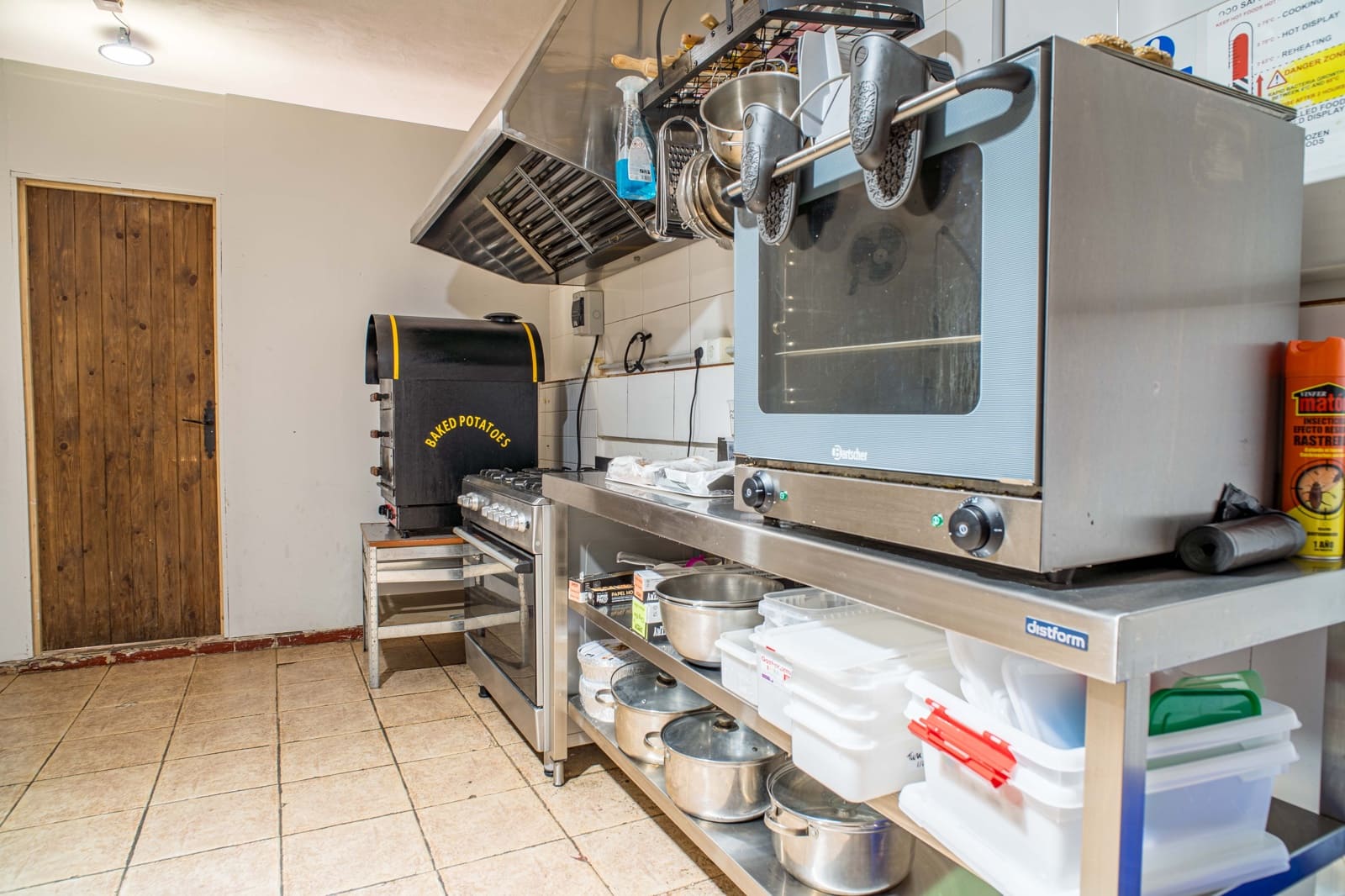 Negocio de 3 habitaciones en Pinoso en venta con garaje - 380.000 € (Ref: 10034692)