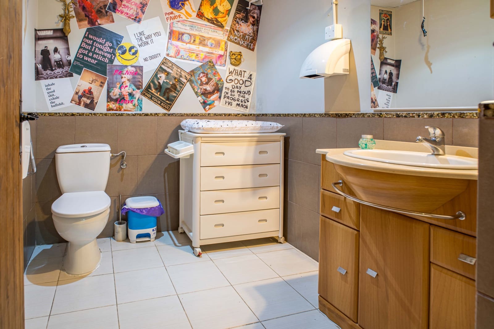 Negocio de 3 habitaciones en Pinoso en venta con garaje - 380.000 € (Ref: 10034692)