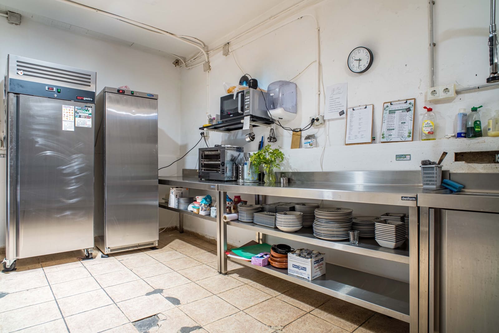 Negocio de 3 habitaciones en Pinoso en venta con garaje - 380.000 € (Ref: 10034692)