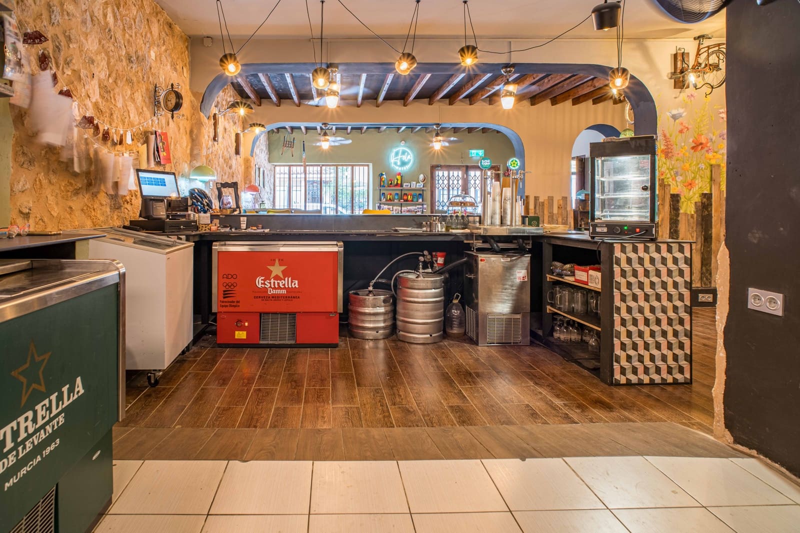 Negocio de 3 habitaciones en Pinoso en venta con garaje - 380.000 € (Ref: 10034692)