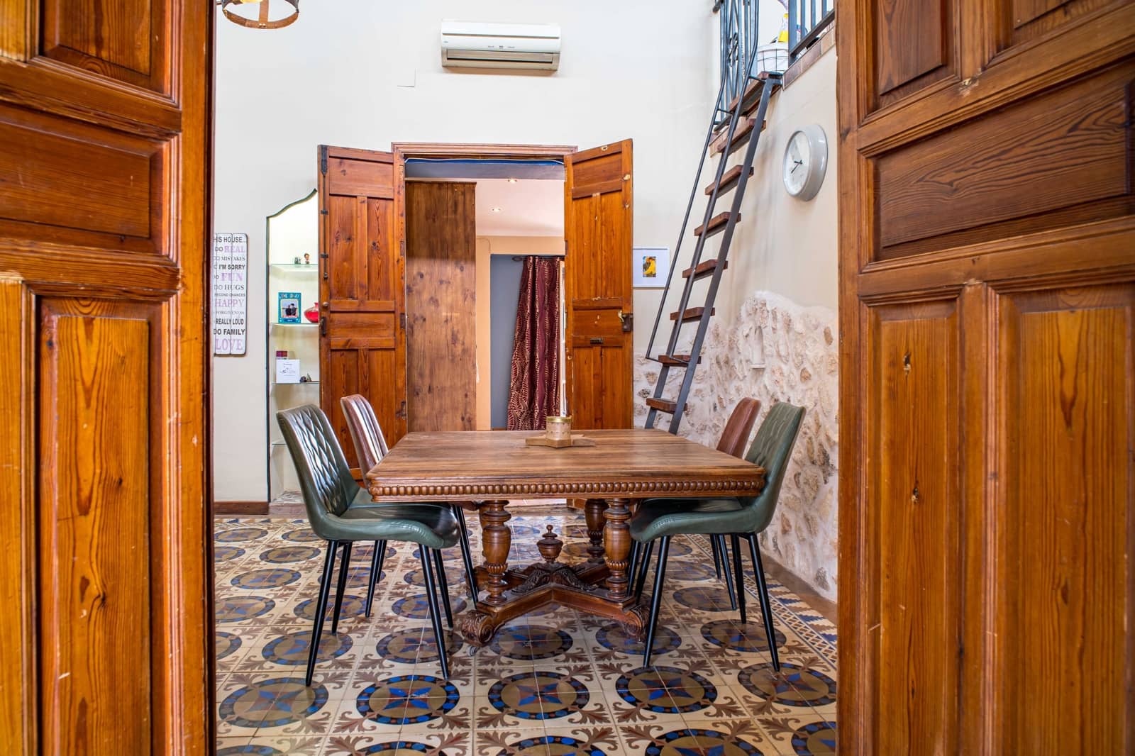Negocio de 3 habitaciones en Pinoso en venta con garaje - 380.000 € (Ref: 10034692)