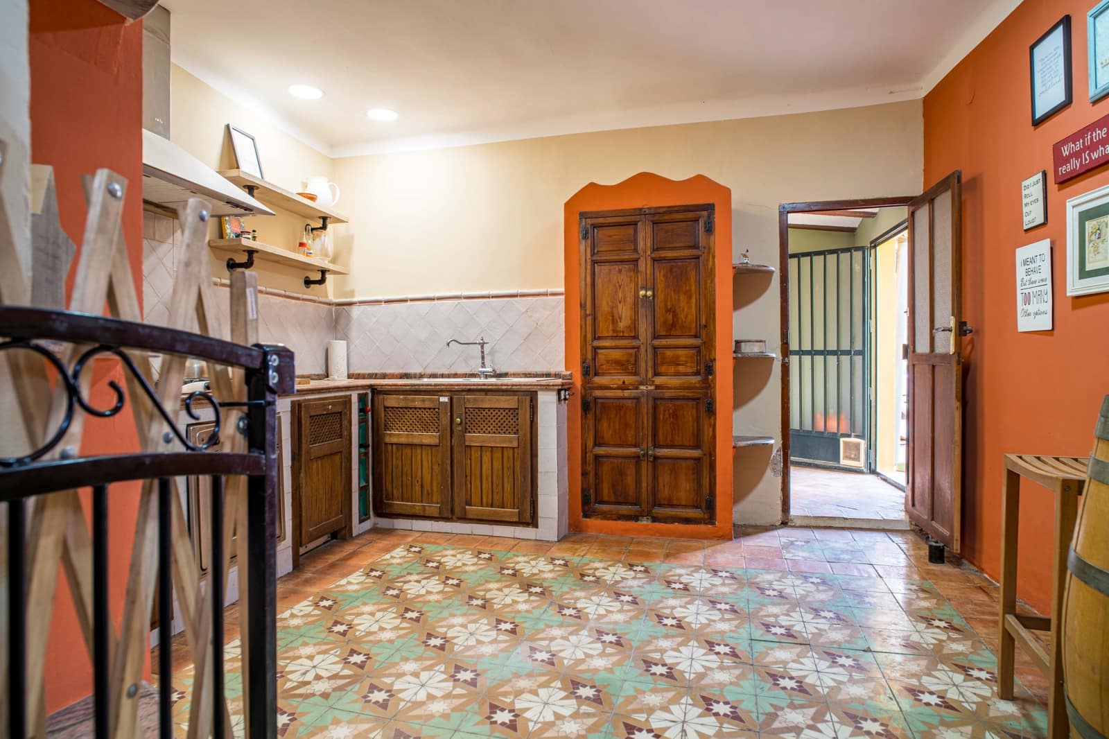 Negocio de 3 habitaciones en Pinoso en venta con garaje - 380.000 € (Ref: 10034692)