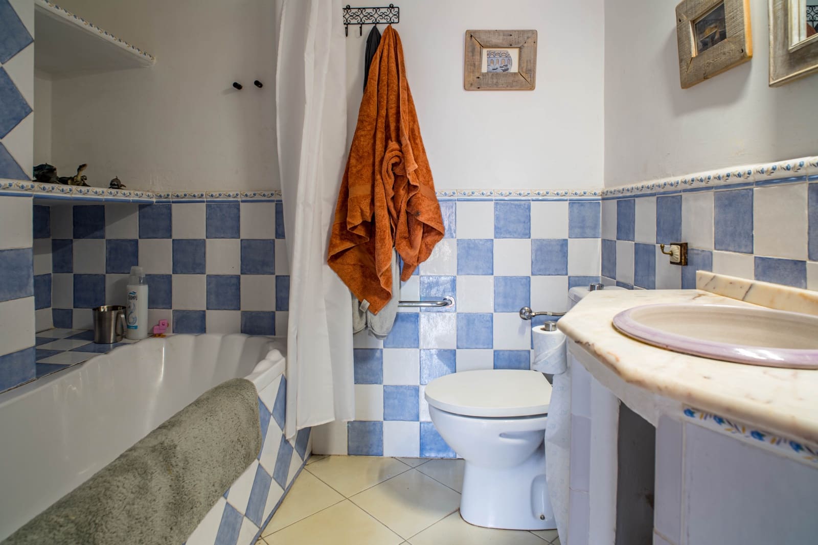 Negocio de 3 habitaciones en Pinoso en venta con garaje - 380.000 € (Ref: 10034692)