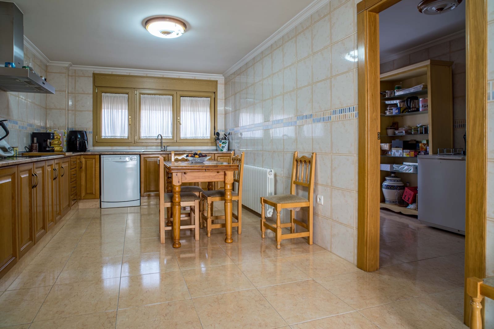 5 chambre Maison de Ville à vendre à Pinoso avec garage - 399 950 € (Ref: 10034781)