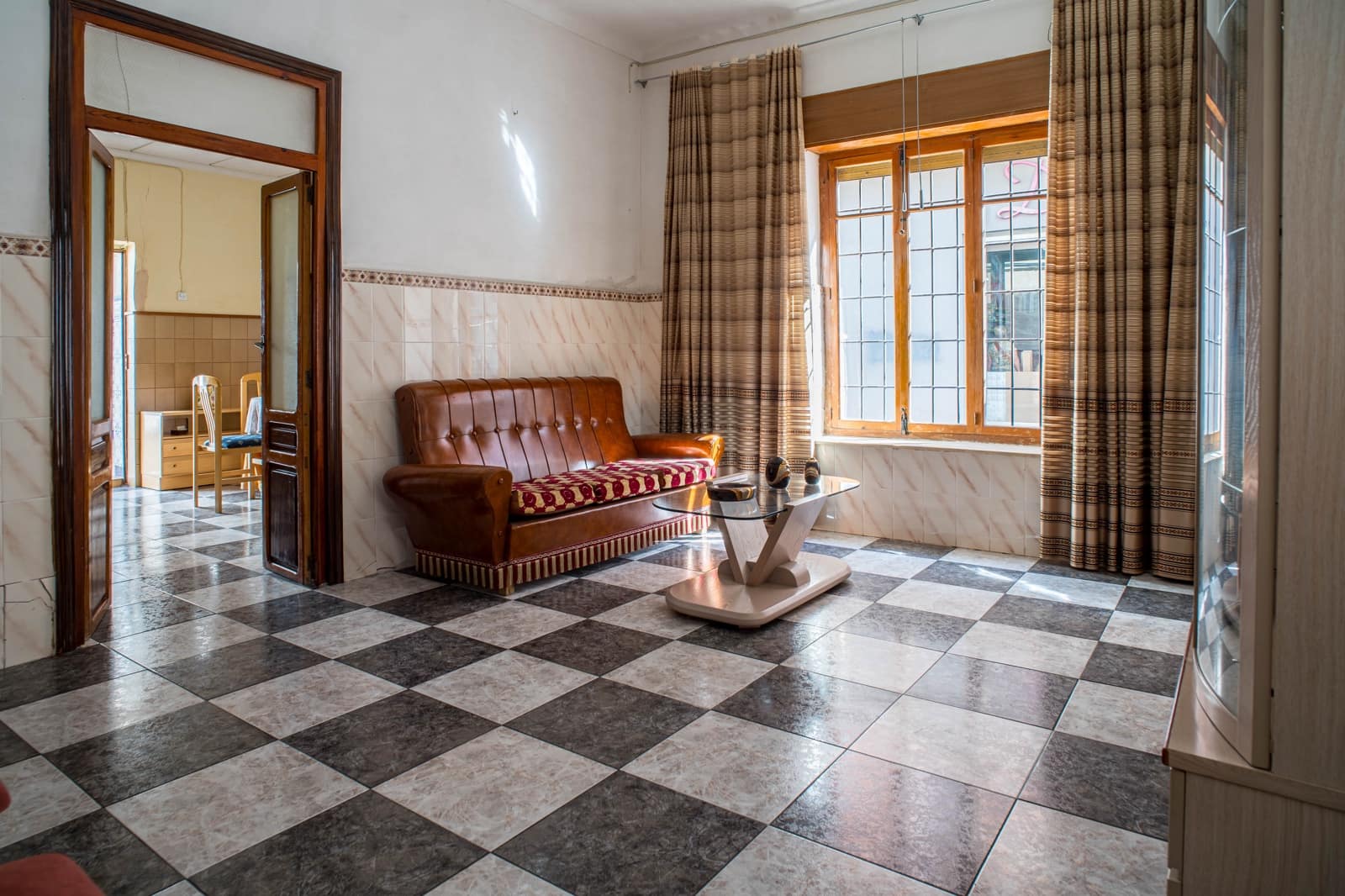 5 Zimmer Haus zu verkaufen in Pinoso mit Garage - 159.000 € (Ref: 10034797)