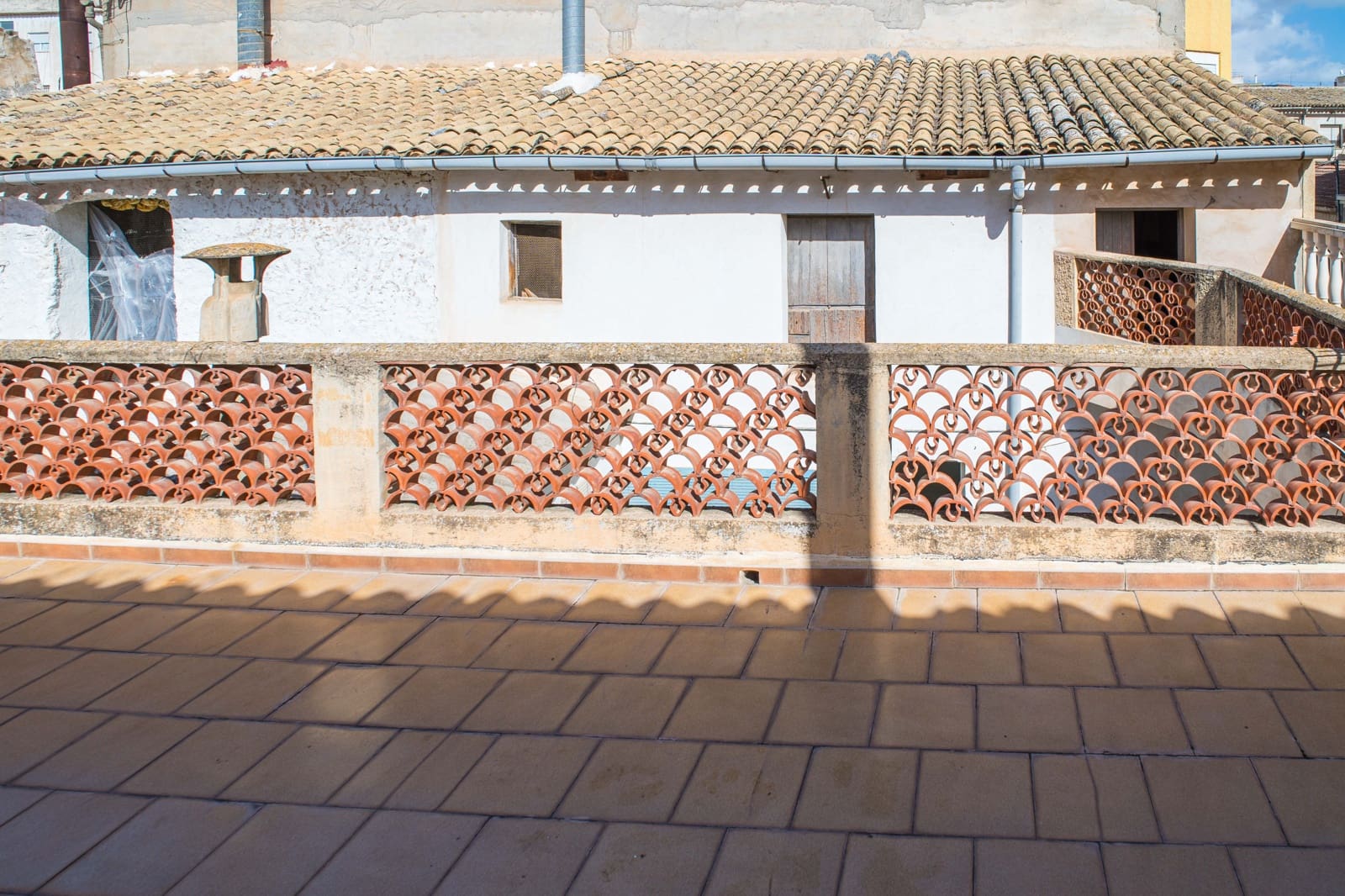 5 Zimmer Haus zu verkaufen in Pinoso mit Garage - 159.000 € (Ref: 10034797)