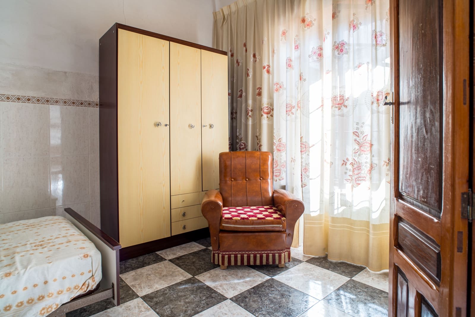 5 Zimmer Haus zu verkaufen in Pinoso mit Garage - 159.000 € (Ref: 10034797)