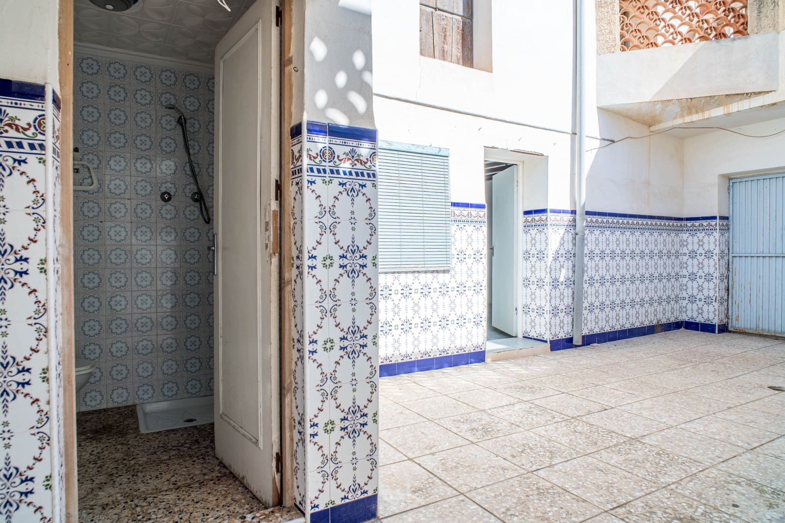 5 Zimmer Haus zu verkaufen in Pinoso mit Garage - 159.000 € (Ref: 10034797)