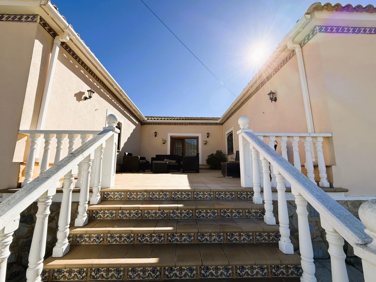 4 slaapkamer Villa te koop in Pinoso met zwembad - € 350.000 (Ref: 10034799)