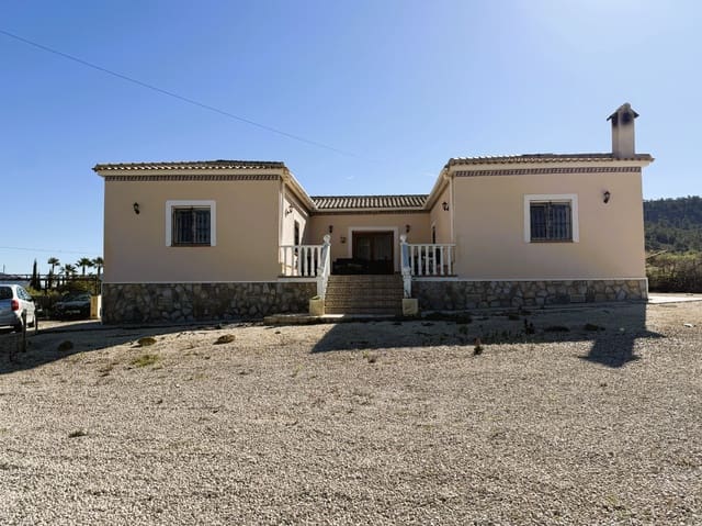 4 slaapkamer Villa te koop in Pinoso met zwembad - € 350.000 (Ref: 10034799)