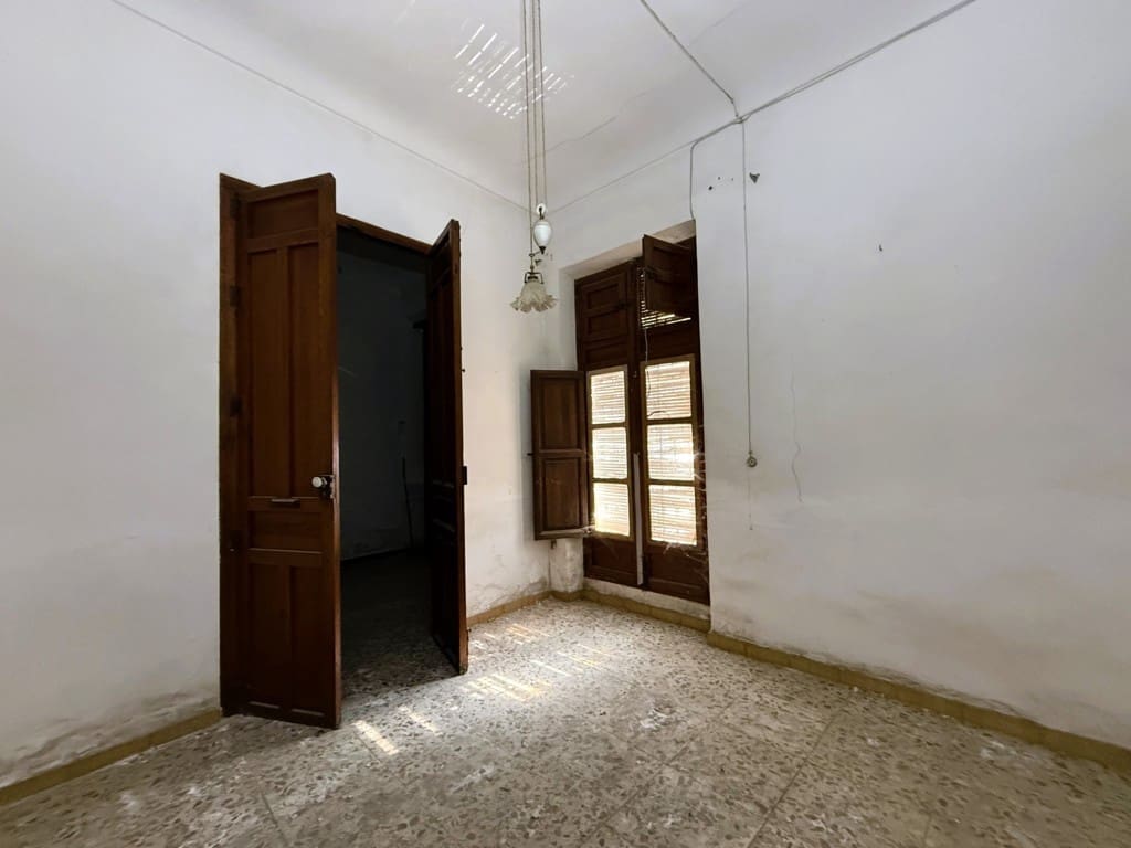 6 camera da letto Casa in vendita in Pinoso con garage - 135.000 € (Rif: 10034802)