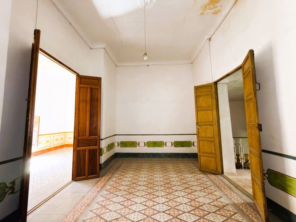 6 camera da letto Casa in vendita in Pinoso con garage - 135.000 € (Rif: 10034802)
