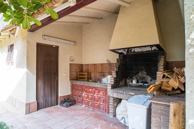 6 slaapkamer Villa te koop in Petrel / Petrer met zwembad garage - € 495.000 (Ref: 10113454)