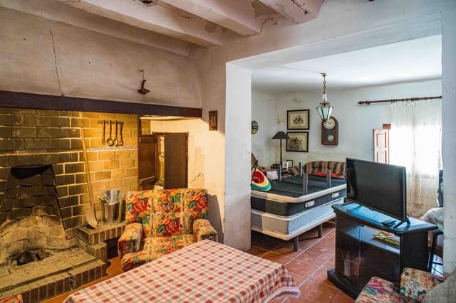5 soveværelse Byhus til salg i L'Algueña / Alguenya - € 99.950 (Ref: 10161986)
