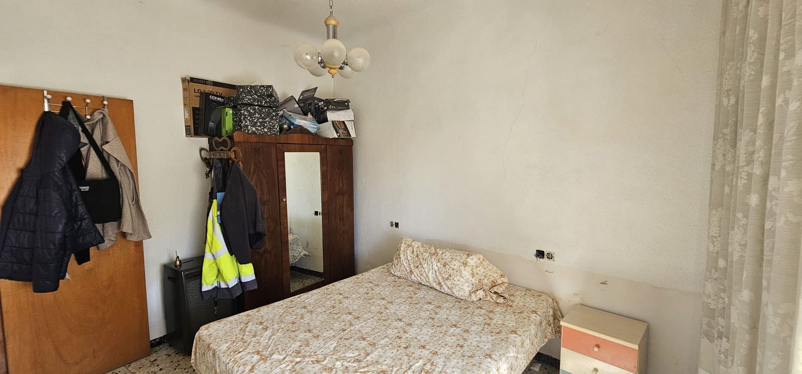 2 soveværelse Byhus til salg i L'Alguena / Alguenya med garage - € 72.000 (Ref: 10162002)