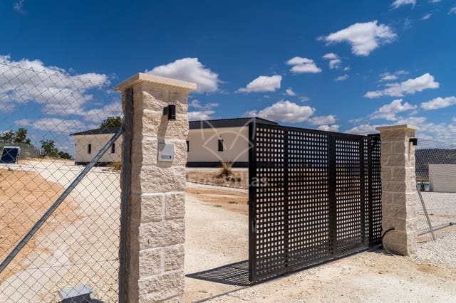 4 sypialnia Willa na sprzedaż w Cañada del Trigo, Pinoso z basenem - 575 000 € (Ref: 9061702)