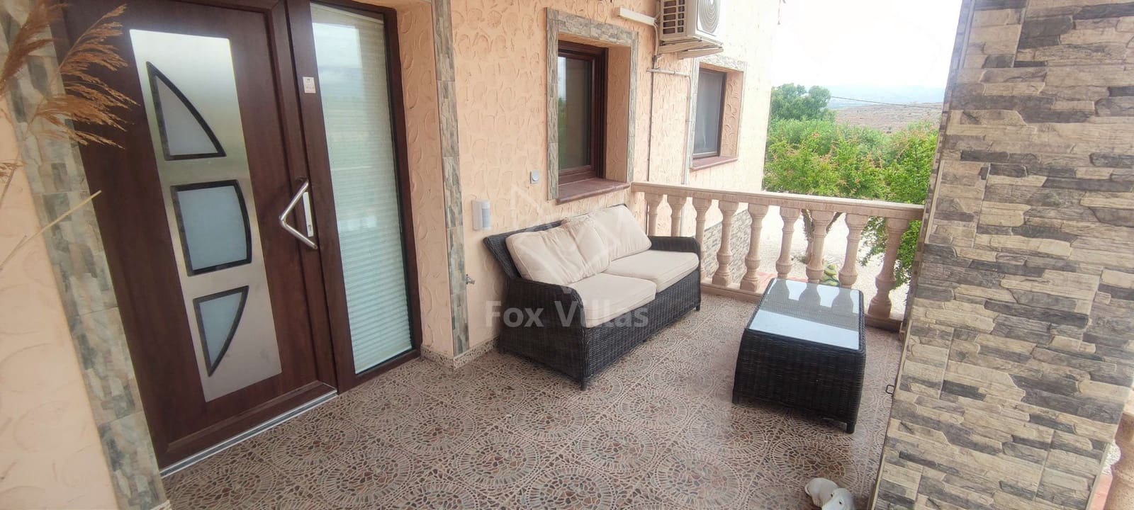 3 soveværelse Villa til salg i Pinoso med swimmingpool garage - € 399.995 (Ref: 9064335)