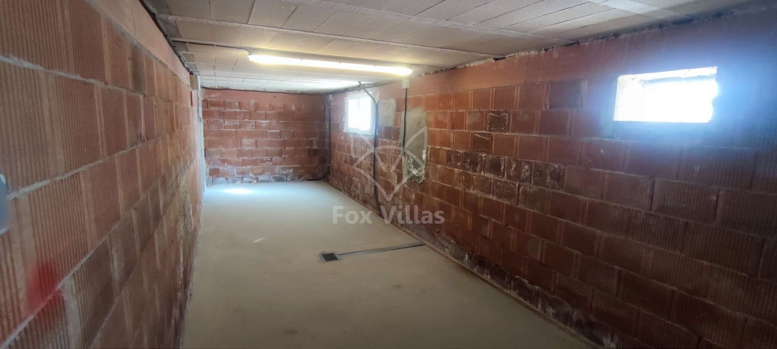 3 soveværelse Villa til salg i Pinoso med swimmingpool garage - € 399.995 (Ref: 9064335)